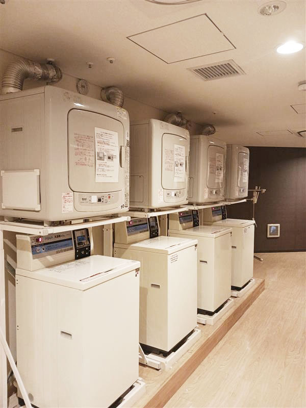 学生寮にコインランドリー