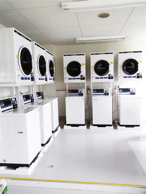 学生寮にコインランドリー